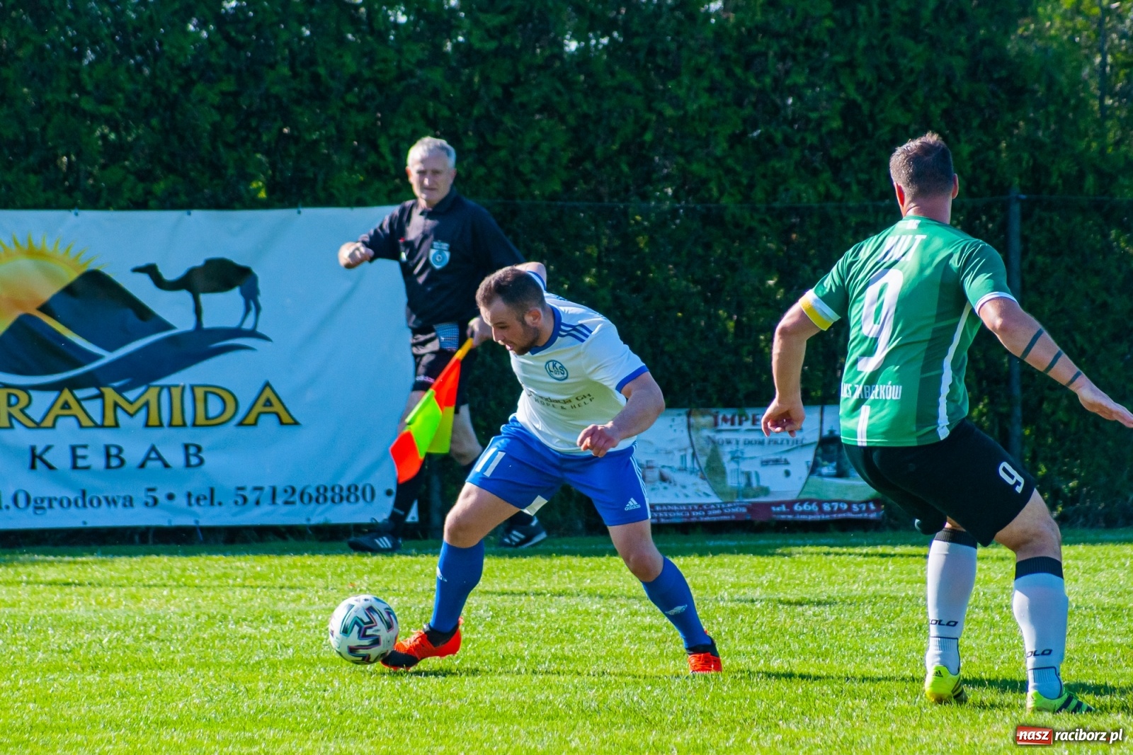 Zdjęcie w galerii na portalu naszraciborz.pl: Gol do szatni nie załamał gości. Zabełków odwrócił losy meczu [FOTO]  wiadomości z regionu