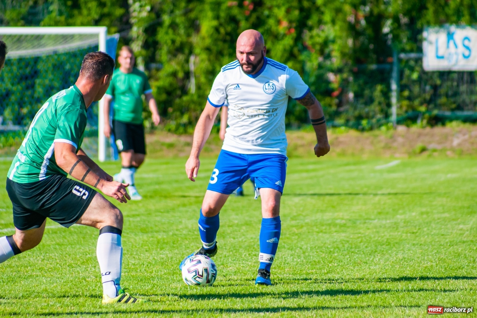 Zdjęcie w galerii na portalu naszraciborz.pl: Gol do szatni nie załamał gości. Zabełków odwrócił losy meczu [FOTO]  wiadomości z regionu