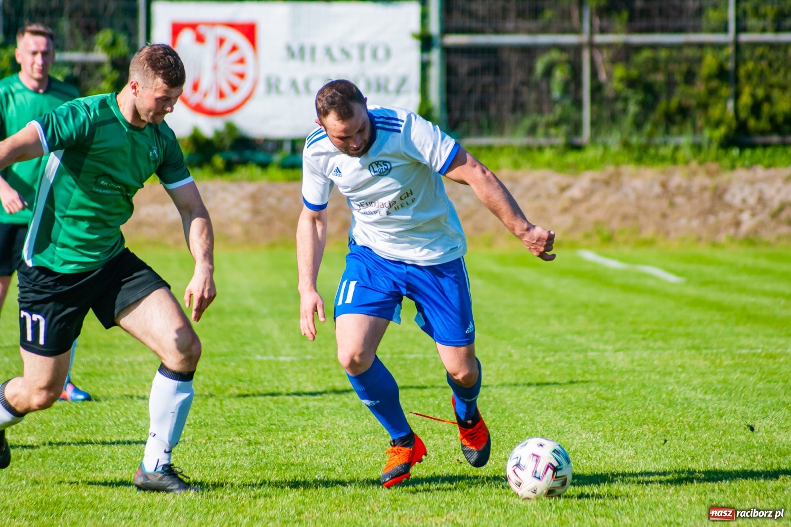 Zdjęcie w galerii na portalu naszraciborz.pl: Gol do szatni nie załamał gości. Zabełków odwrócił losy meczu [FOTO]  wiadomości z regionu
