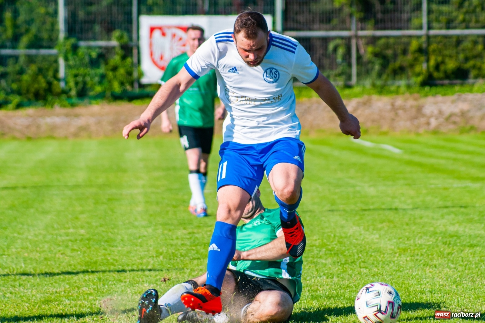 Zdjęcie w galerii na portalu naszraciborz.pl: Gol do szatni nie załamał gości. Zabełków odwrócił losy meczu [FOTO]  wiadomości z regionu