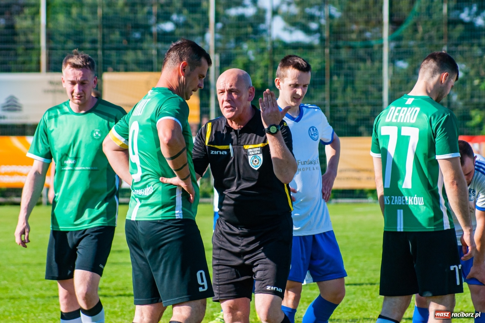 Zdjęcie w galerii na portalu naszraciborz.pl: Gol do szatni nie załamał gości. Zabełków odwrócił losy meczu [FOTO]  wiadomości z regionu