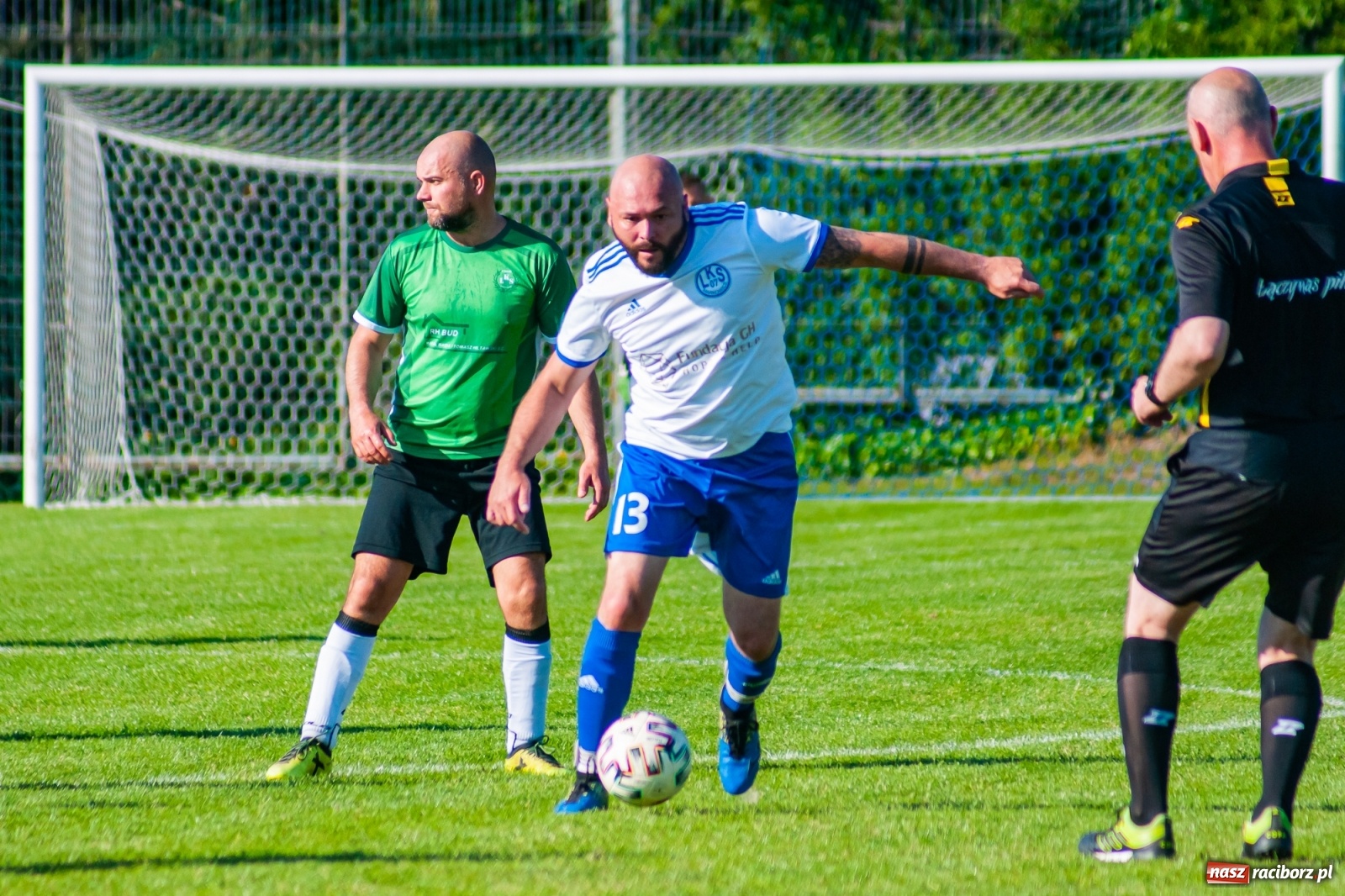 Zdjęcie w galerii na portalu naszraciborz.pl: Gol do szatni nie załamał gości. Zabełków odwrócił losy meczu [FOTO]  wiadomości z regionu