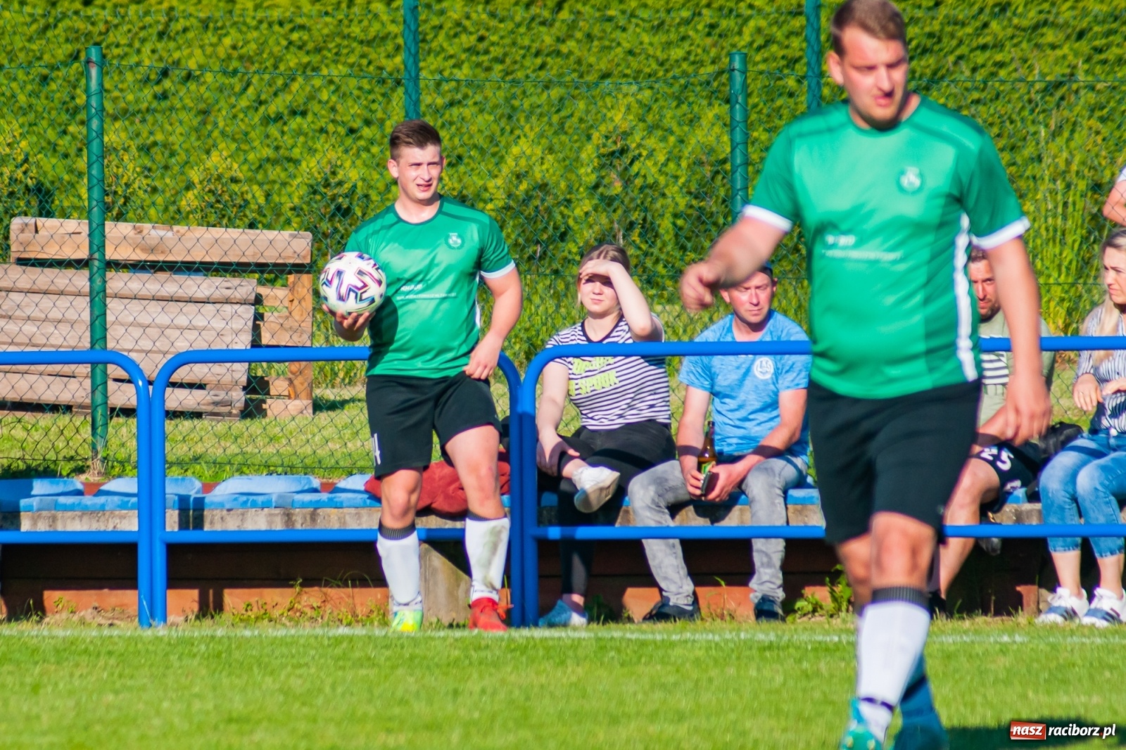 Zdjęcie w galerii na portalu naszraciborz.pl: Gol do szatni nie załamał gości. Zabełków odwrócił losy meczu [FOTO]  wiadomości z regionu