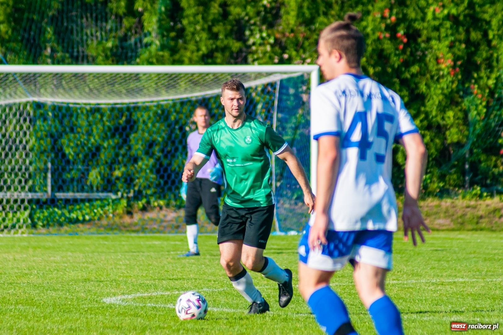 Zdjęcie w galerii na portalu naszraciborz.pl: Gol do szatni nie załamał gości. Zabełków odwrócił losy meczu [FOTO]  wiadomości z regionu