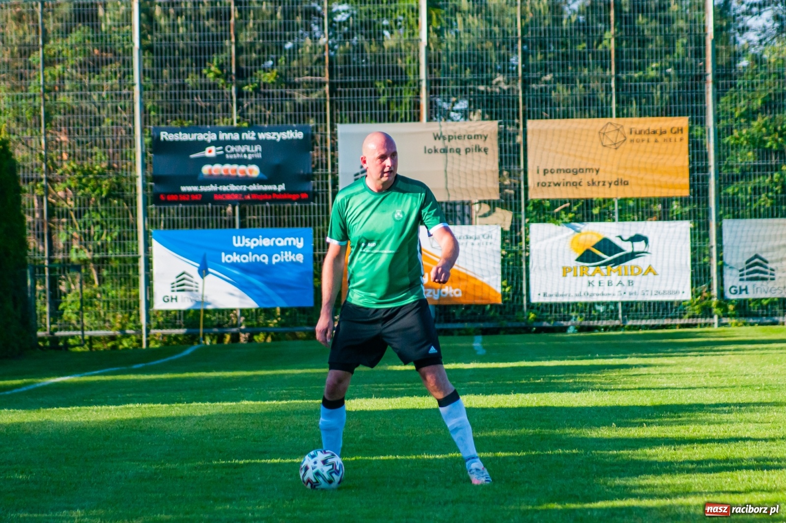 Zdjęcie w galerii na portalu naszraciborz.pl: Gol do szatni nie załamał gości. Zabełków odwrócił losy meczu [FOTO]  wiadomości z regionu