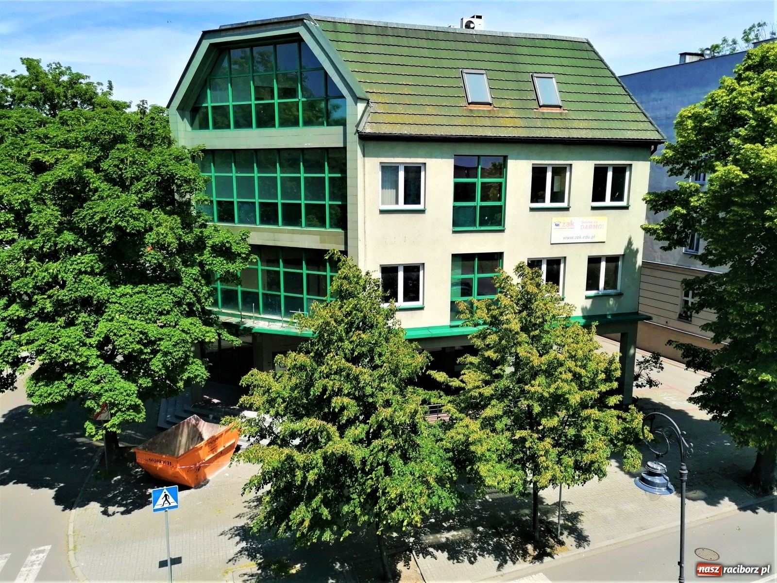 Zdjęcie w galerii na portalu naszraciborz.pl: Biurowiec przy Batorego znalazł nabywcę. To duża spółka spod Raciborza wiadomości z regionu