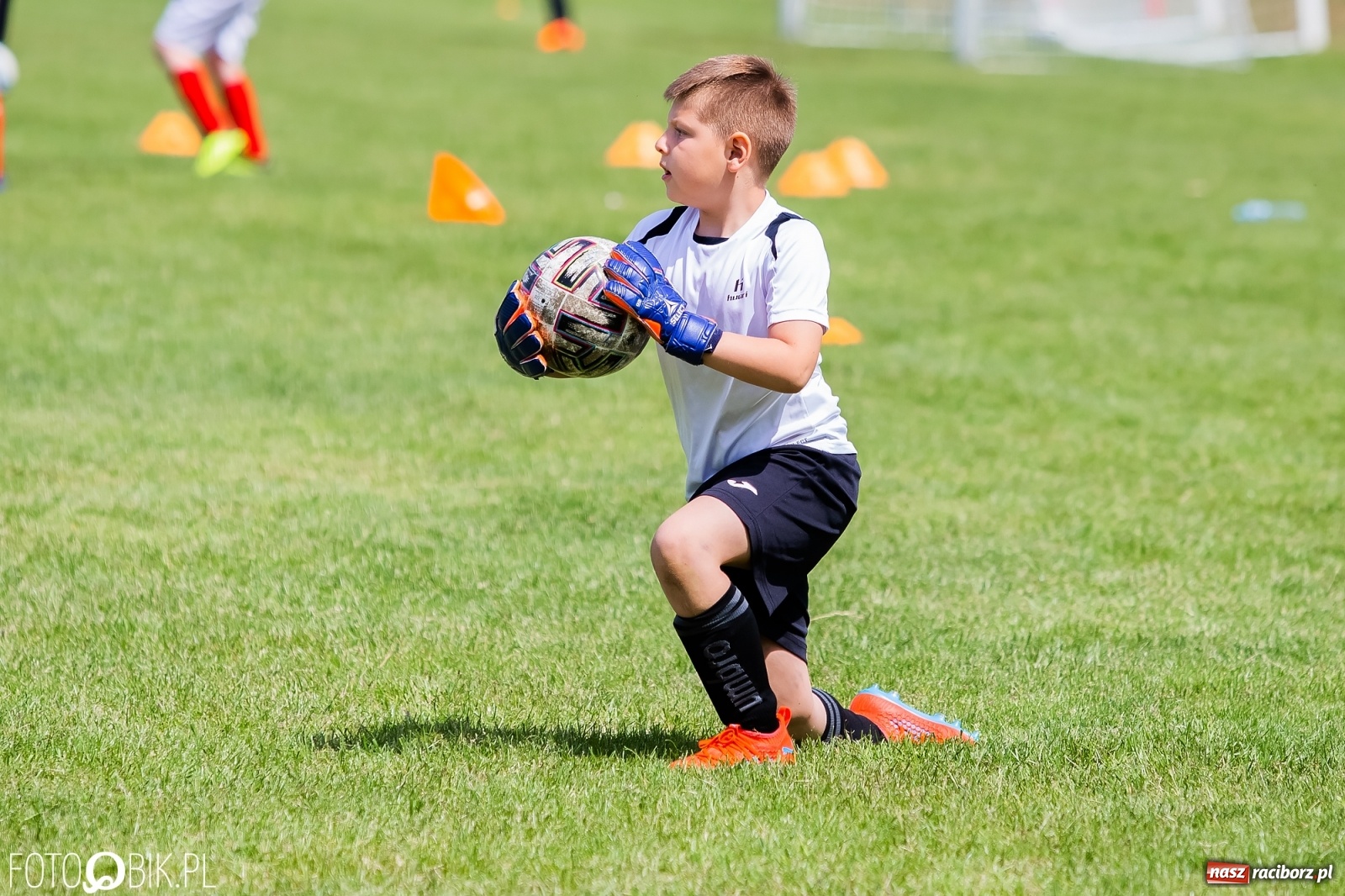 Zdjęcie w galerii na portalu naszraciborz.pl: Drugi dzień turnieju piłkarskiego w Nędzy wiadomości z regionu