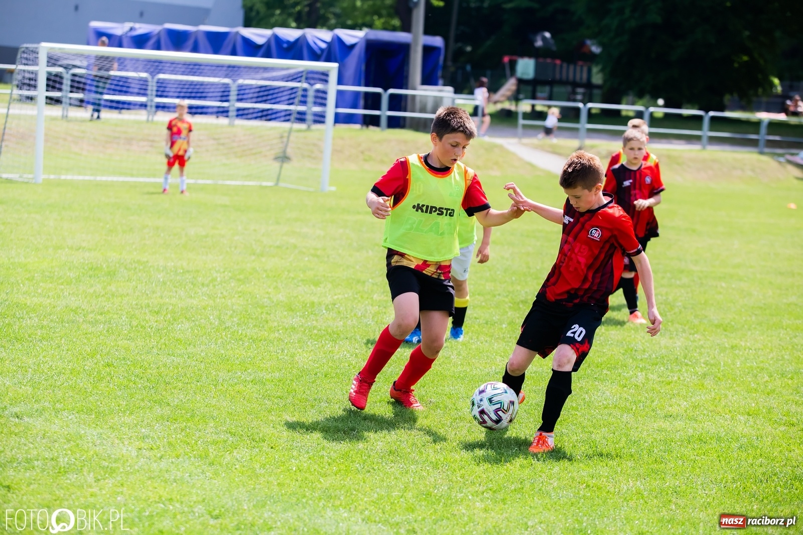 Zdjęcie w galerii na portalu naszraciborz.pl: Drugi dzień turnieju piłkarskiego w Nędzy wiadomości z regionu