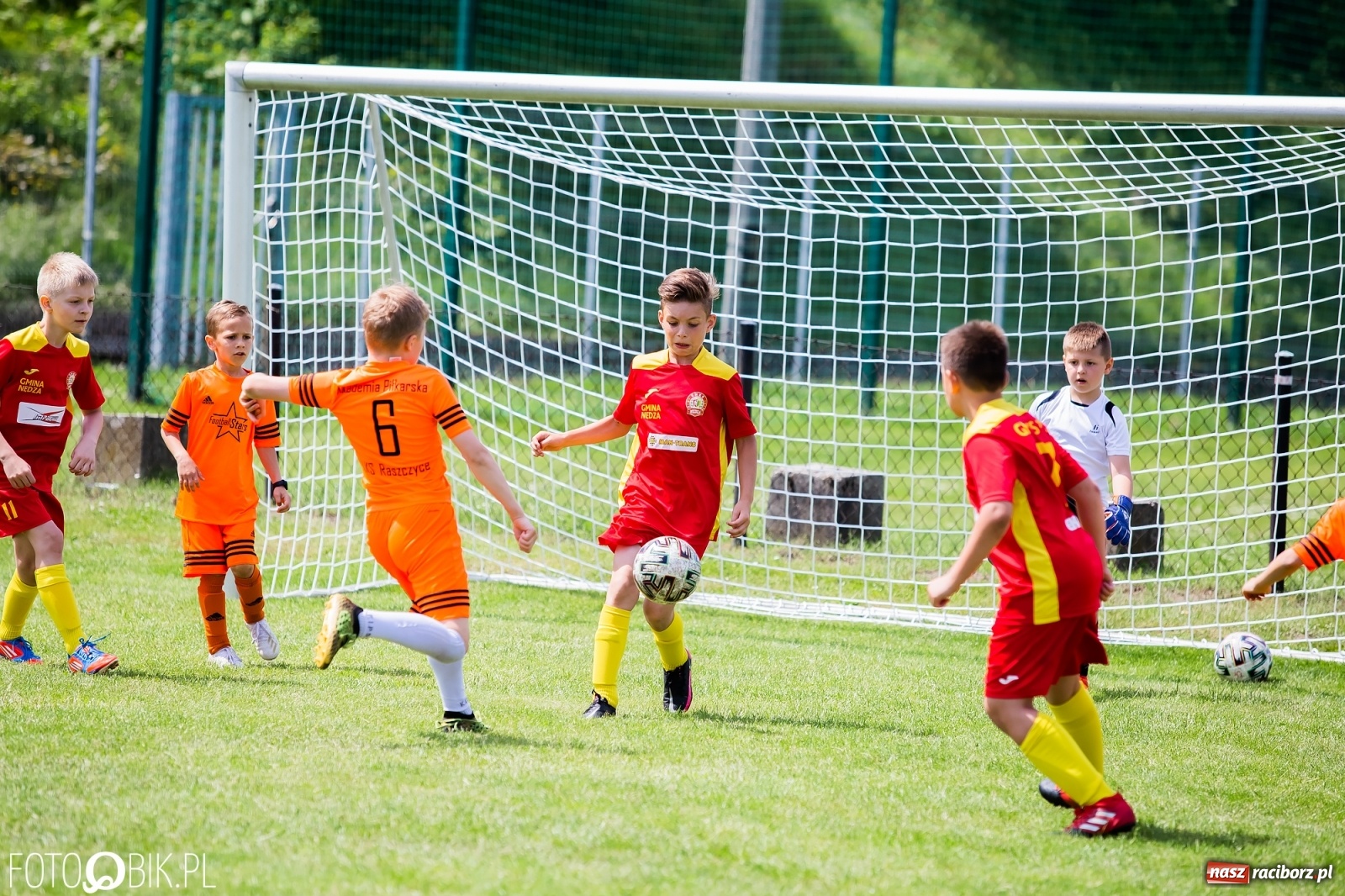 Zdjęcie w galerii na portalu naszraciborz.pl: Drugi dzień turnieju piłkarskiego w Nędzy wiadomości z regionu