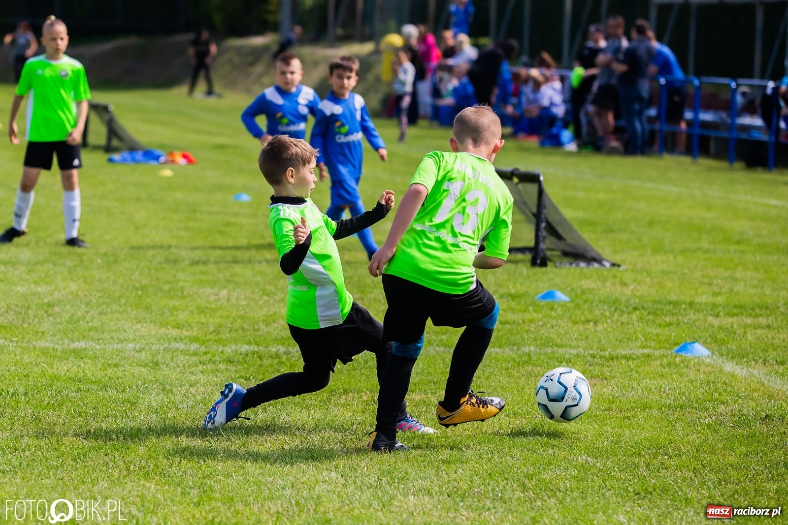 Zdjęcie w galerii na portalu naszraciborz.pl: Turniej Małych Bajtli w Markowicach. Emocji i dobrej zabawy co nie miara [FOTO] wiadomości z regionu