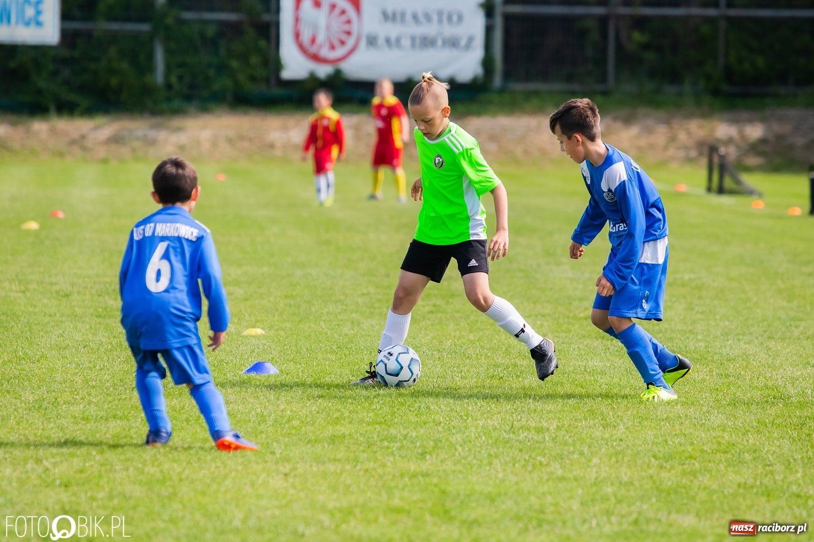 Zdjęcie w galerii na portalu naszraciborz.pl: Turniej Małych Bajtli w Markowicach. Emocji i dobrej zabawy co nie miara [FOTO] wiadomości z regionu