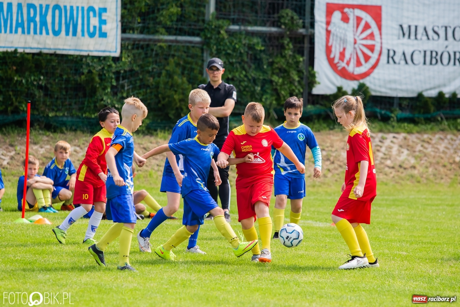 Zdjęcie w galerii na portalu naszraciborz.pl: Turniej Małych Bajtli w Markowicach. Emocji i dobrej zabawy co nie miara [FOTO] wiadomości z regionu