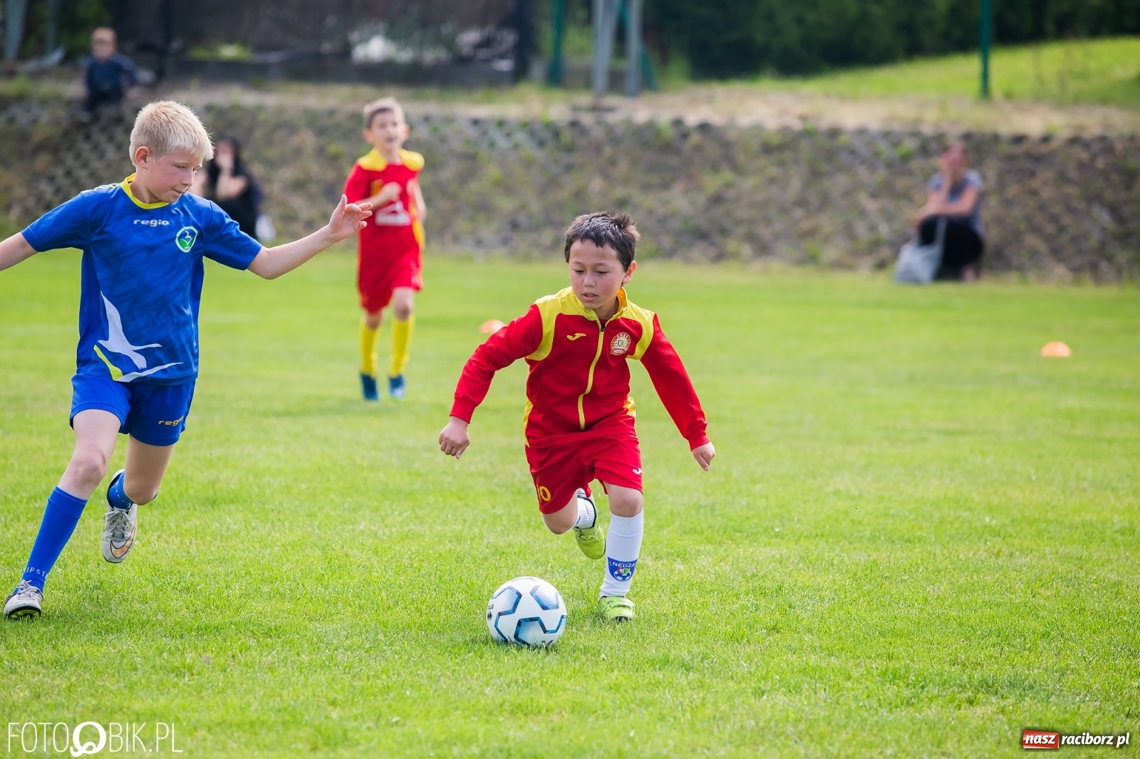 Zdjęcie w galerii na portalu naszraciborz.pl: Turniej Małych Bajtli w Markowicach. Emocji i dobrej zabawy co nie miara [FOTO] wiadomości z regionu