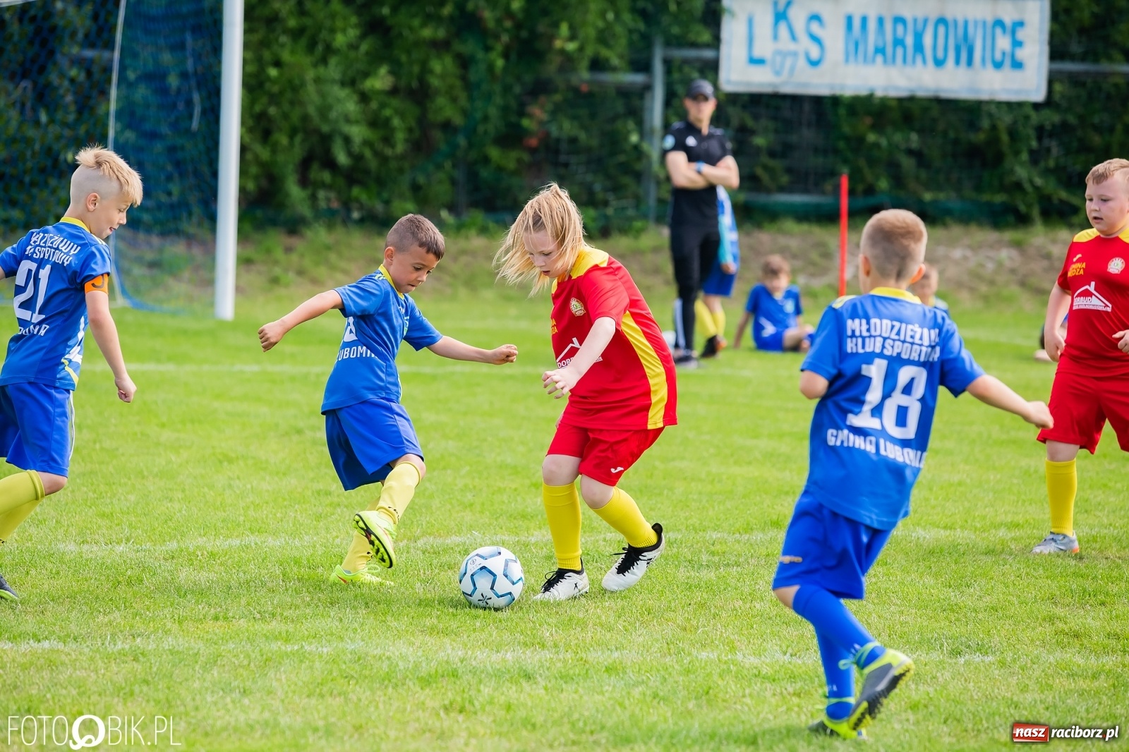 Zdjęcie w galerii na portalu naszraciborz.pl: Turniej Małych Bajtli w Markowicach. Emocji i dobrej zabawy co nie miara [FOTO] wiadomości z regionu