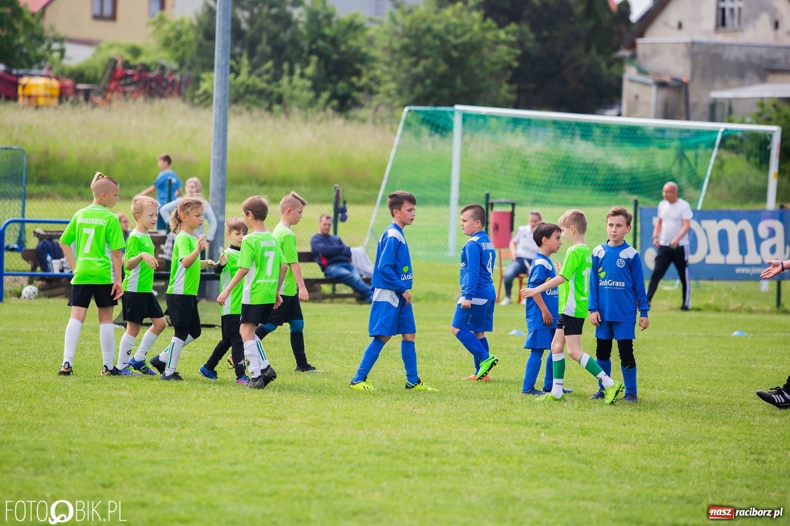 Zdjęcie w galerii na portalu naszraciborz.pl: Turniej Małych Bajtli w Markowicach. Emocji i dobrej zabawy co nie miara [FOTO] wiadomości z regionu