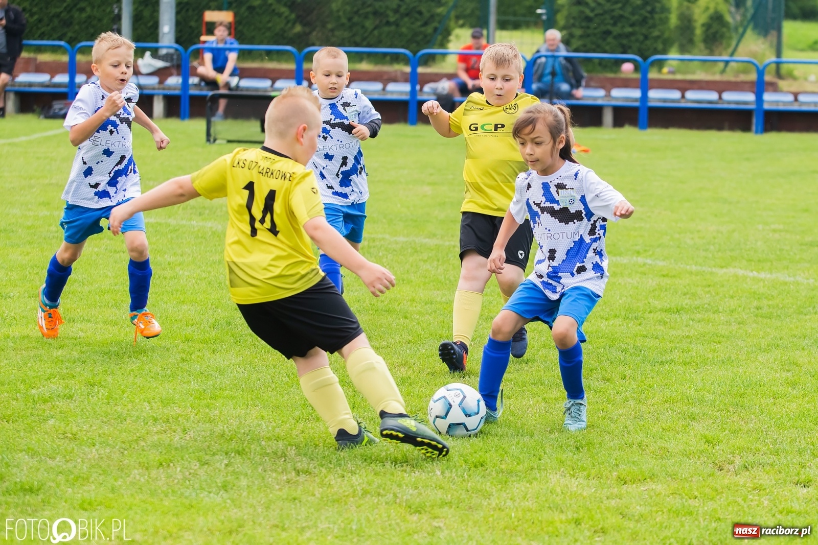 Zdjęcie w galerii na portalu naszraciborz.pl: Turniej Małych Bajtli w Markowicach. Emocji i dobrej zabawy co nie miara [FOTO] wiadomości z regionu