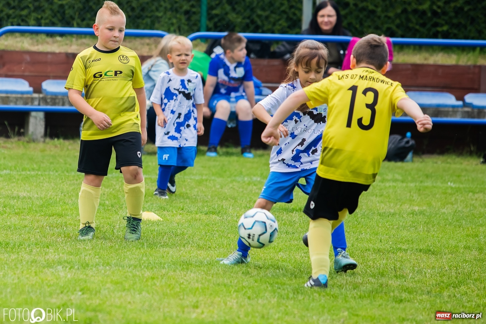 Zdjęcie w galerii na portalu naszraciborz.pl: Turniej Małych Bajtli w Markowicach. Emocji i dobrej zabawy co nie miara [FOTO] wiadomości z regionu