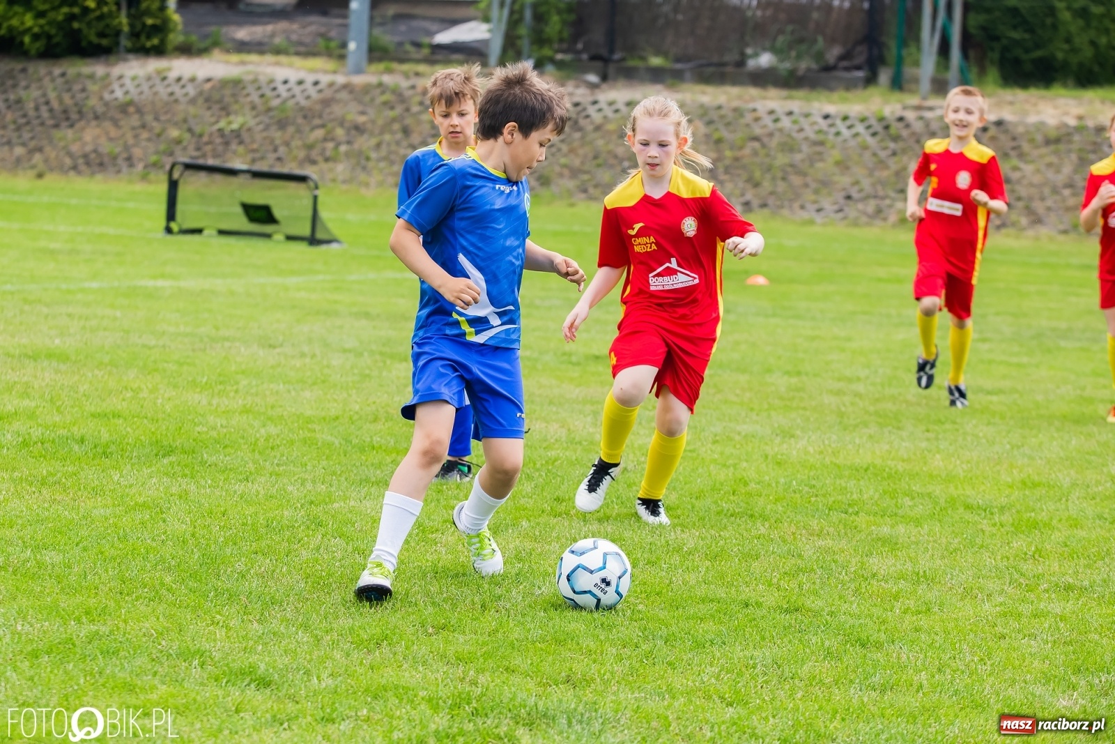 Zdjęcie w galerii na portalu naszraciborz.pl: Turniej Małych Bajtli w Markowicach. Emocji i dobrej zabawy co nie miara [FOTO] wiadomości z regionu