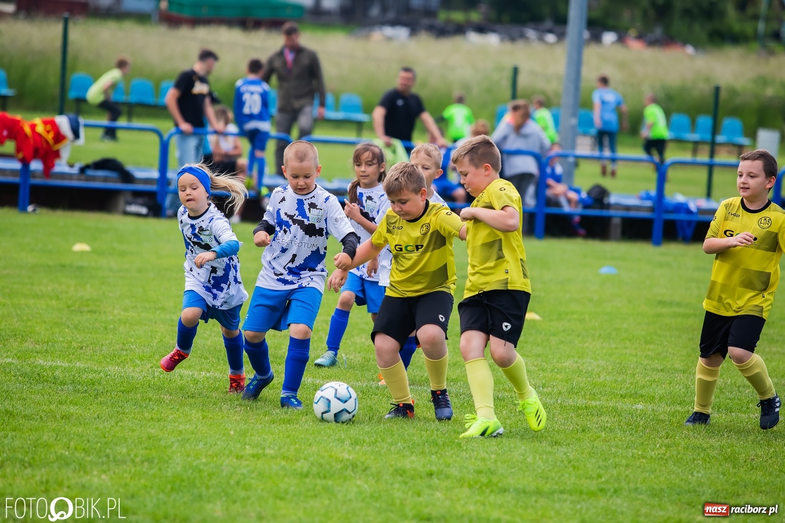 Zdjęcie w galerii na portalu naszraciborz.pl: Turniej Małych Bajtli w Markowicach. Emocji i dobrej zabawy co nie miara [FOTO] wiadomości z regionu