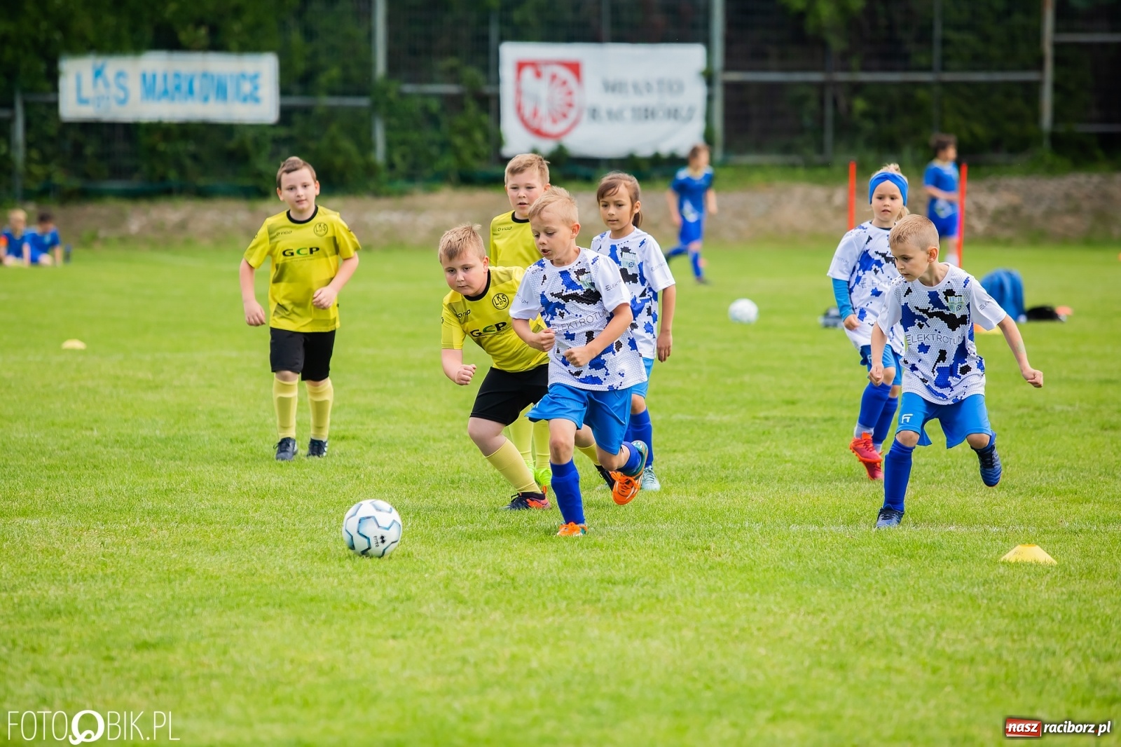 Zdjęcie w galerii na portalu naszraciborz.pl: Turniej Małych Bajtli w Markowicach. Emocji i dobrej zabawy co nie miara [FOTO] wiadomości z regionu