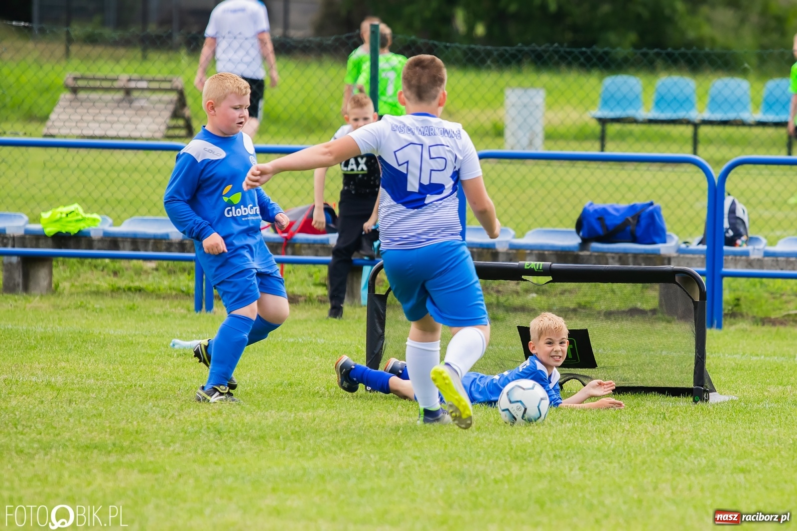 Zdjęcie w galerii na portalu naszraciborz.pl: Turniej Małych Bajtli w Markowicach. Emocji i dobrej zabawy co nie miara [FOTO] wiadomości z regionu