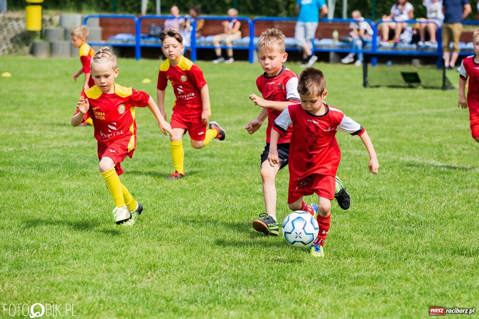 Zdjęcie w galerii na portalu naszraciborz.pl: Turniej Małych Bajtli w Markowicach. Emocji i dobrej zabawy co nie miara [FOTO] wiadomości z regionu