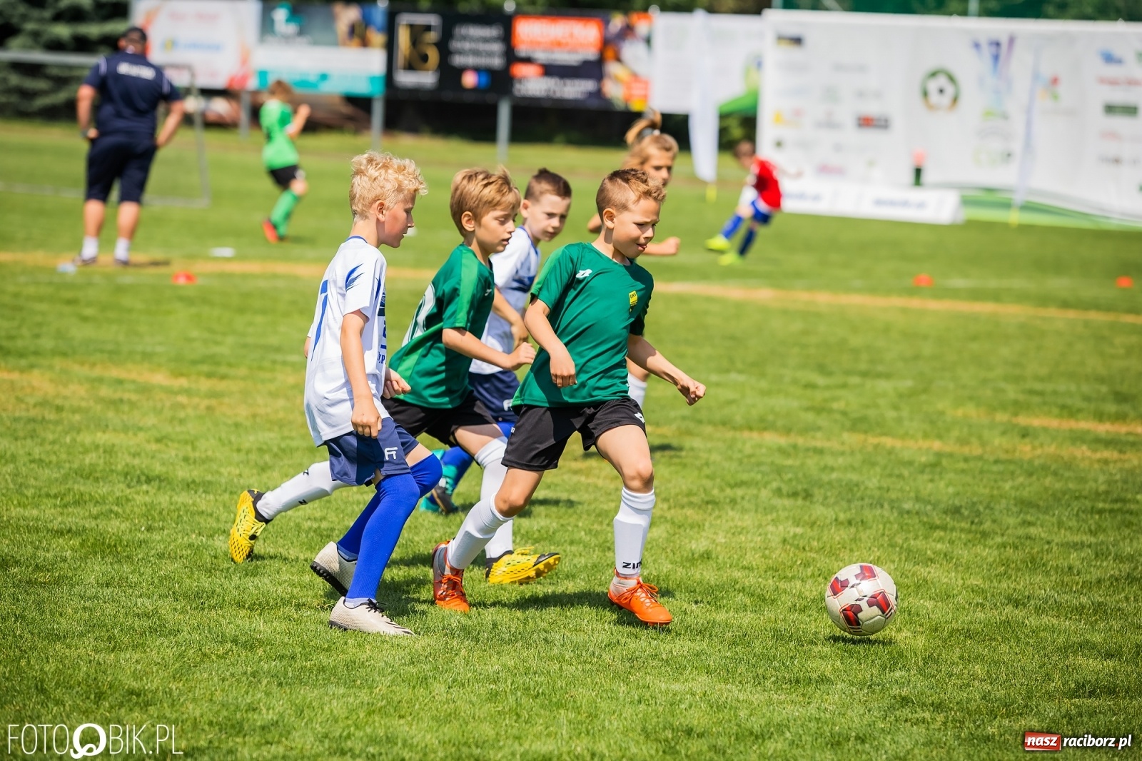 Zdjęcie w galerii na portalu naszraciborz.pl: Rozpoczęła się ósma edycja Tworków Cup. Rywalizował rocznik 2012 [FOTO] wiadomości z regionu