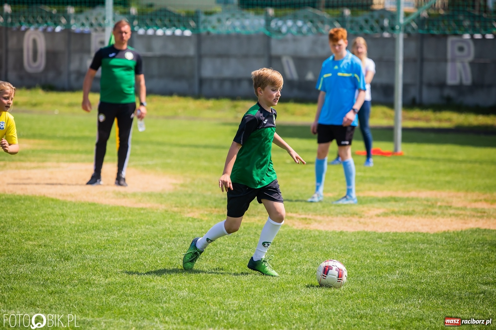 Zdjęcie w galerii na portalu naszraciborz.pl: Rozpoczęła się ósma edycja Tworków Cup. Rywalizował rocznik 2012 [FOTO] wiadomości z regionu