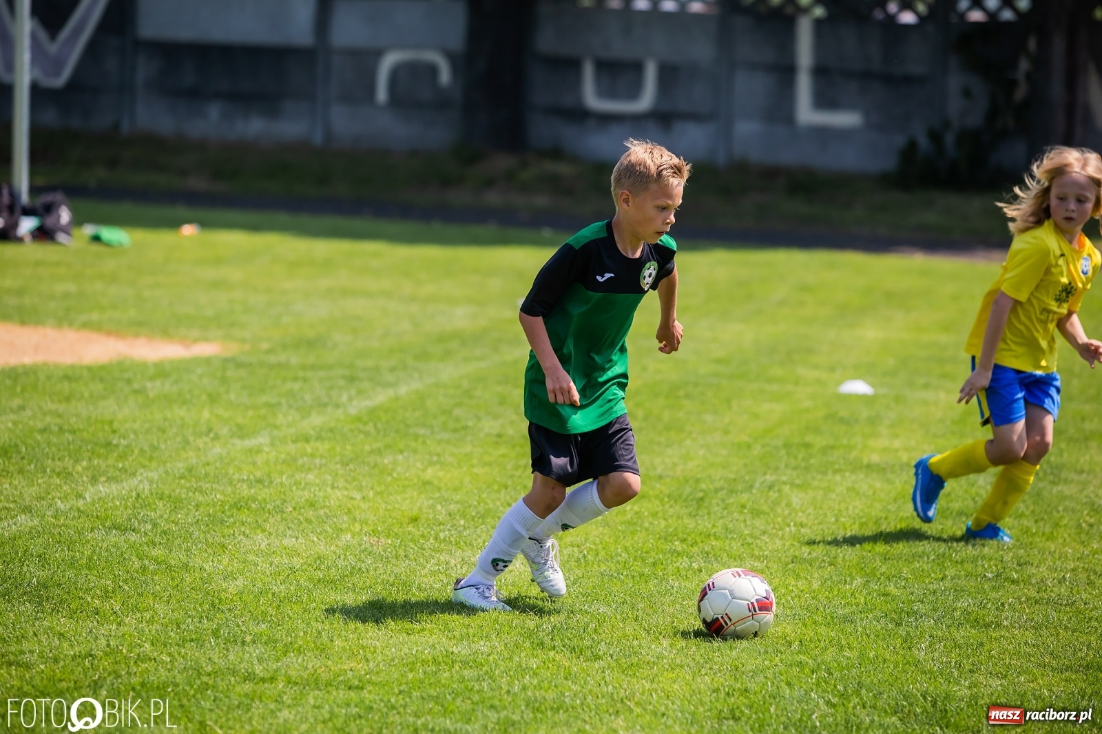 Zdjęcie w galerii na portalu naszraciborz.pl: Rozpoczęła się ósma edycja Tworków Cup. Rywalizował rocznik 2012 [FOTO] wiadomości z regionu