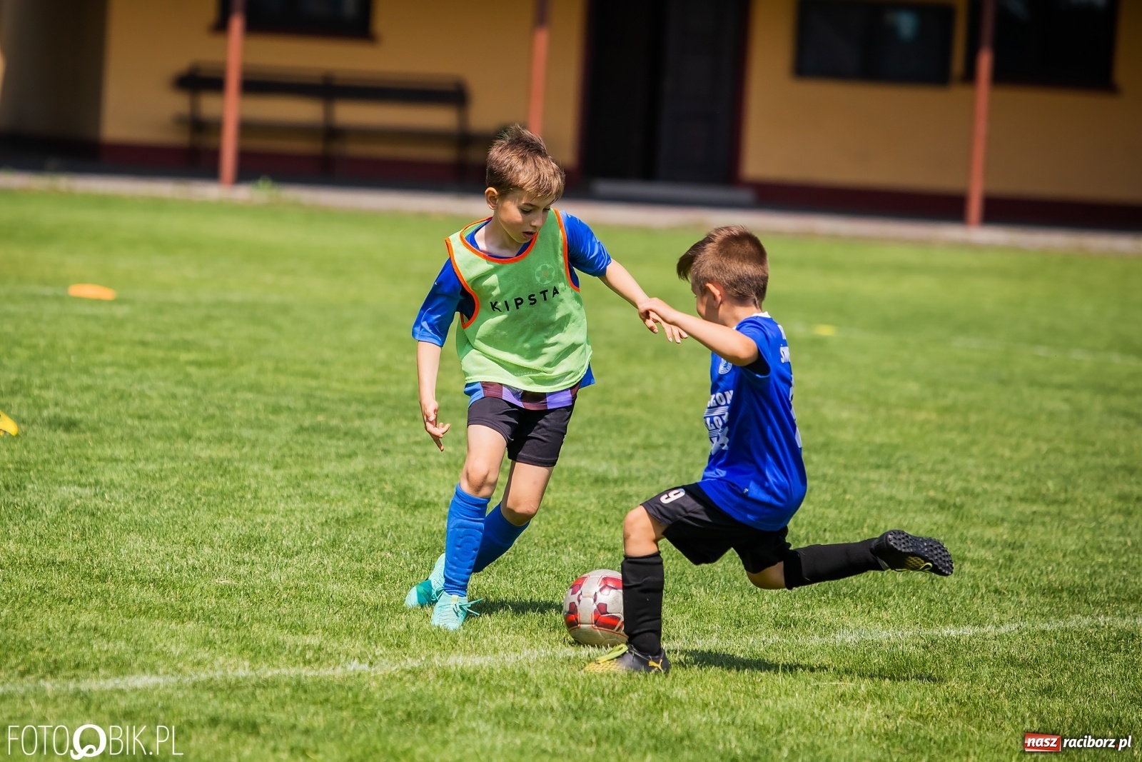 Zdjęcie w galerii na portalu naszraciborz.pl: Rozpoczęła się ósma edycja Tworków Cup. Rywalizował rocznik 2012 [FOTO] wiadomości z regionu