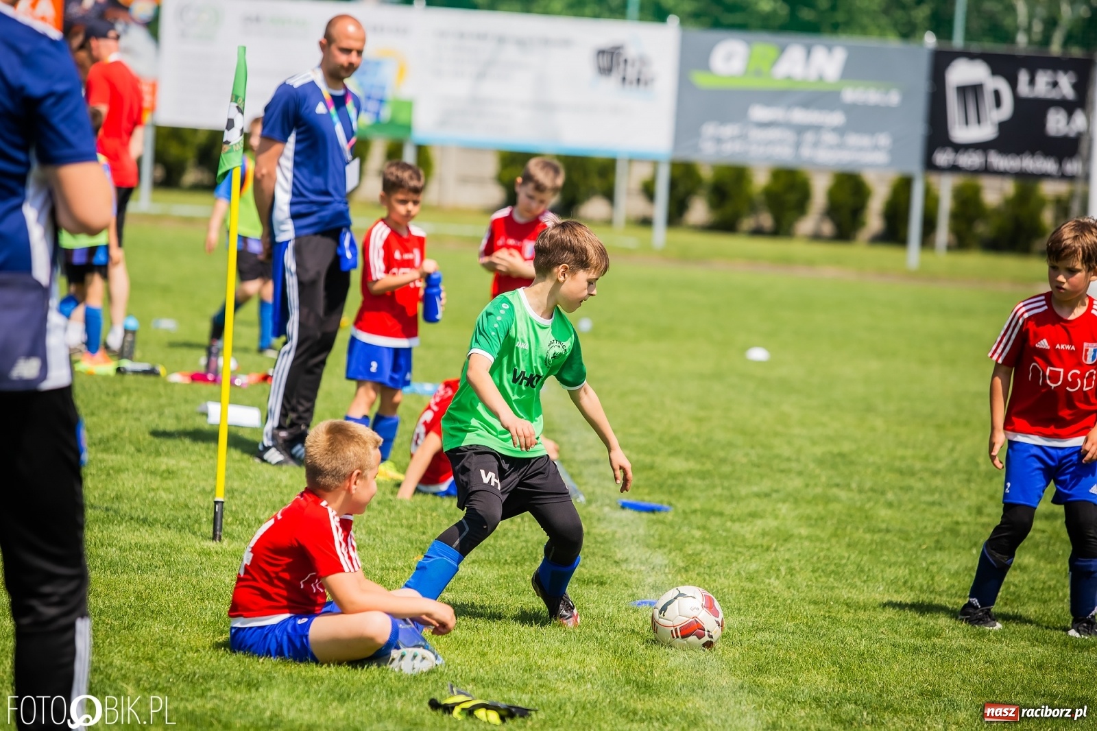 Zdjęcie w galerii na portalu naszraciborz.pl: Rozpoczęła się ósma edycja Tworków Cup. Rywalizował rocznik 2012 [FOTO] wiadomości z regionu