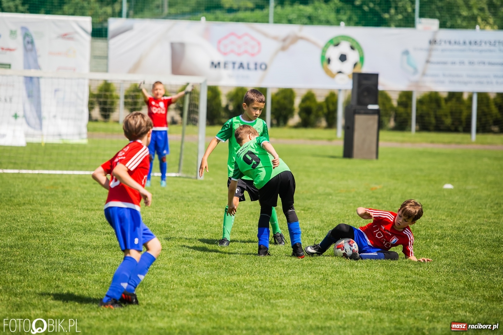 Zdjęcie w galerii na portalu naszraciborz.pl: Rozpoczęła się ósma edycja Tworków Cup. Rywalizował rocznik 2012 [FOTO] wiadomości z regionu
