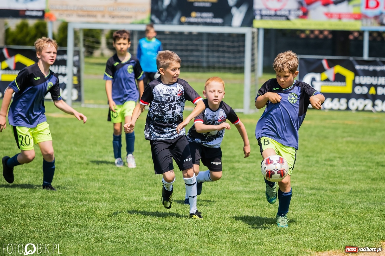 Zdjęcie w galerii na portalu naszraciborz.pl: Rozpoczęła się ósma edycja Tworków Cup. Rywalizował rocznik 2012 [FOTO] wiadomości z regionu