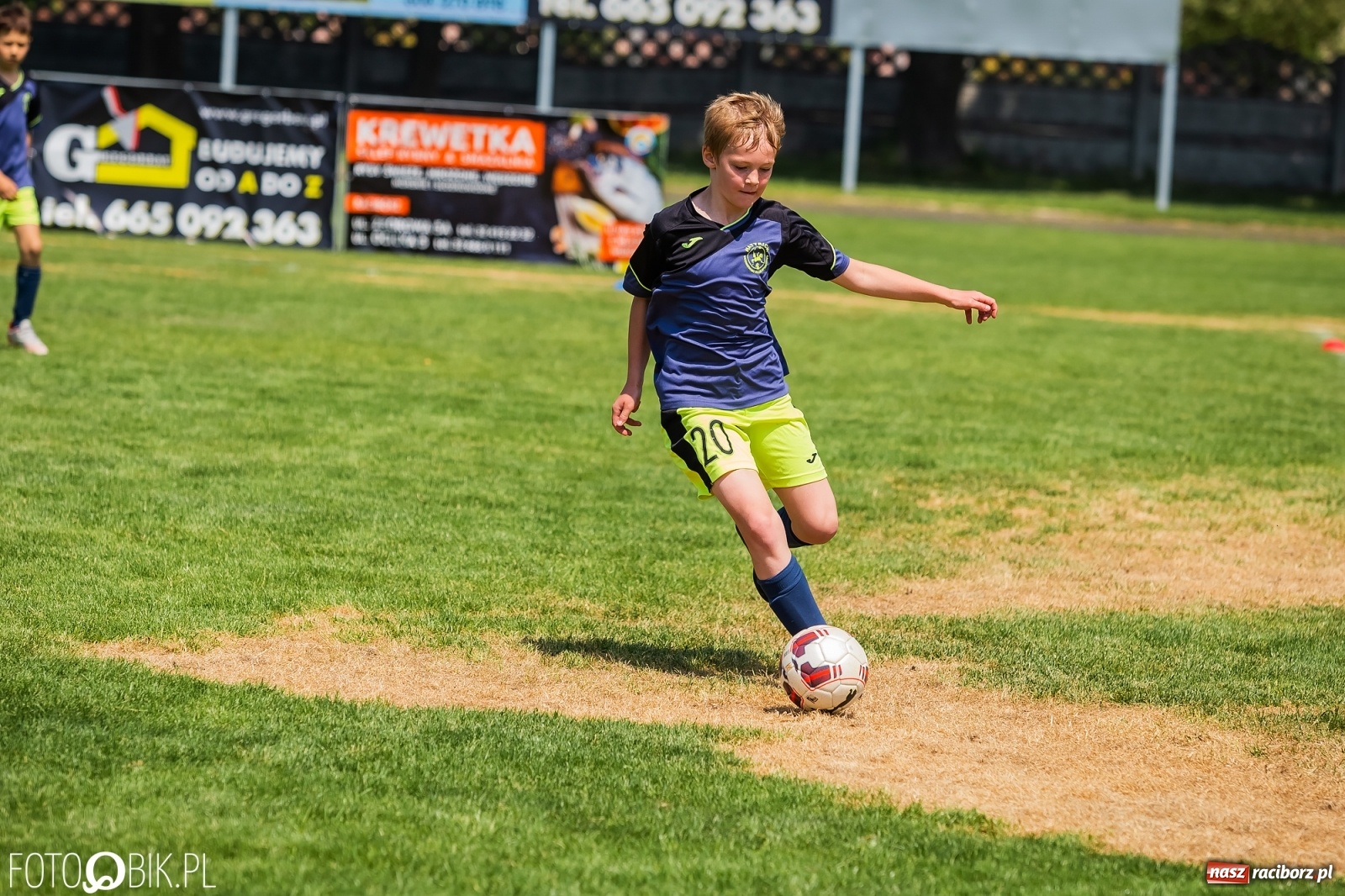 Zdjęcie w galerii na portalu naszraciborz.pl: Rozpoczęła się ósma edycja Tworków Cup. Rywalizował rocznik 2012 [FOTO] wiadomości z regionu