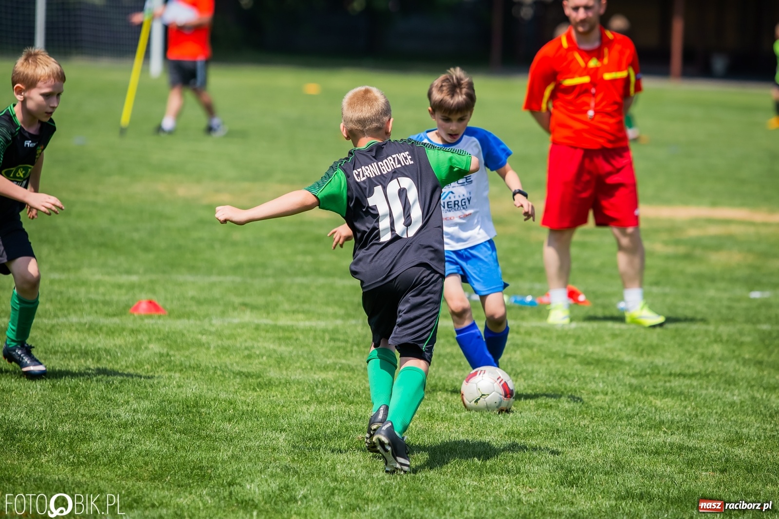 Zdjęcie w galerii na portalu naszraciborz.pl: Rozpoczęła się ósma edycja Tworków Cup. Rywalizował rocznik 2012 [FOTO] wiadomości z regionu