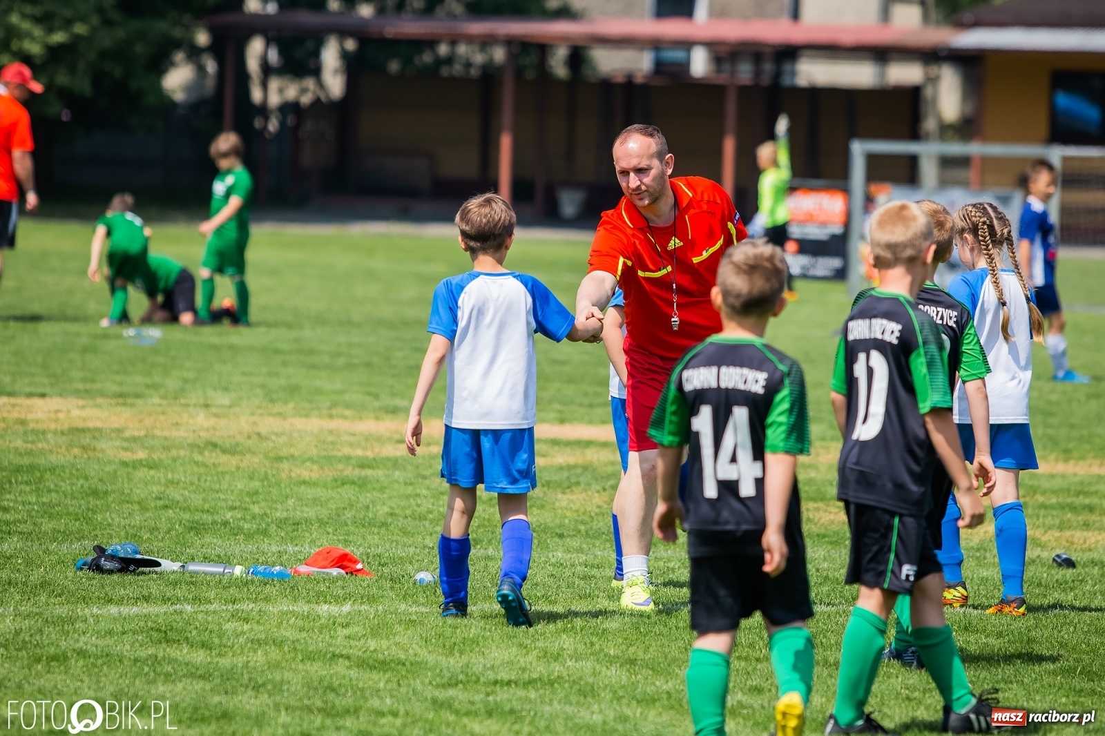 Zdjęcie w galerii na portalu naszraciborz.pl: Rozpoczęła się ósma edycja Tworków Cup. Rywalizował rocznik 2012 [FOTO] wiadomości z regionu