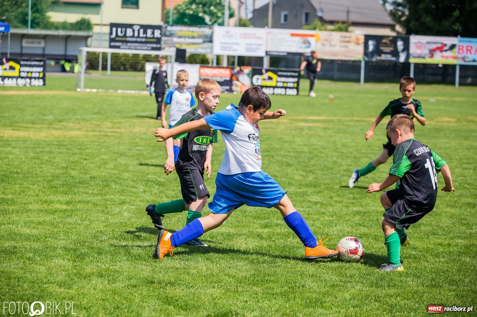 Zdjęcie w galerii na portalu naszraciborz.pl: Rozpoczęła się ósma edycja Tworków Cup. Rywalizował rocznik 2012 [FOTO] wiadomości z regionu