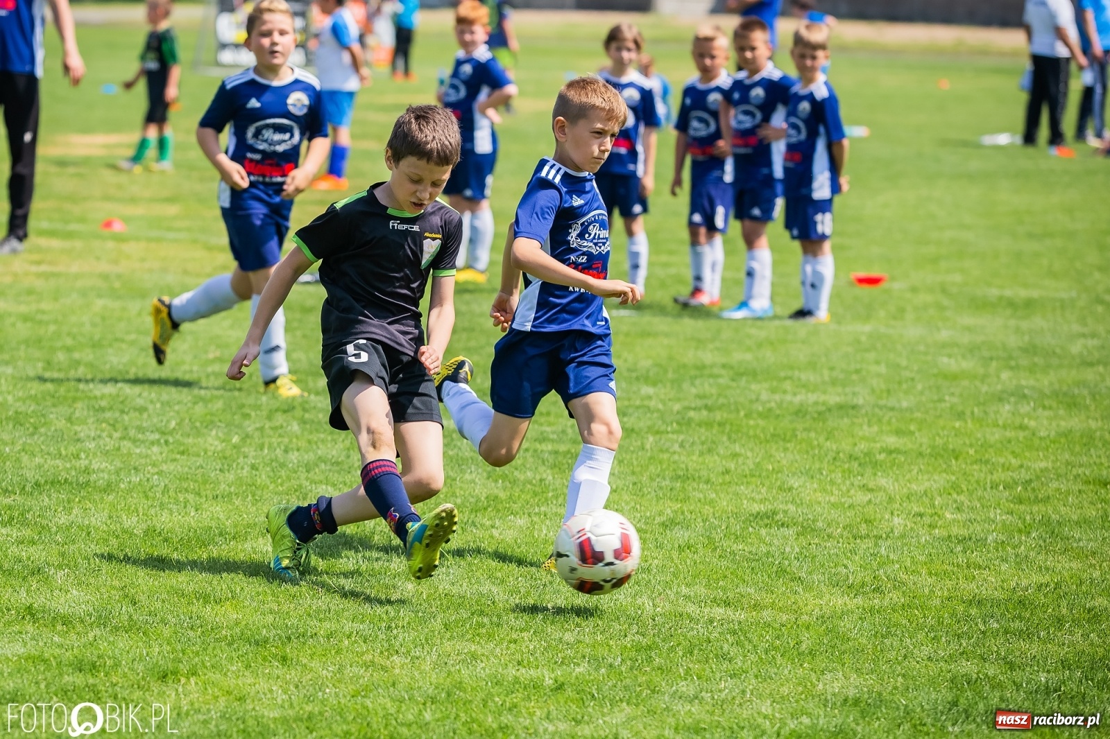 Zdjęcie w galerii na portalu naszraciborz.pl: Rozpoczęła się ósma edycja Tworków Cup. Rywalizował rocznik 2012 [FOTO] wiadomości z regionu