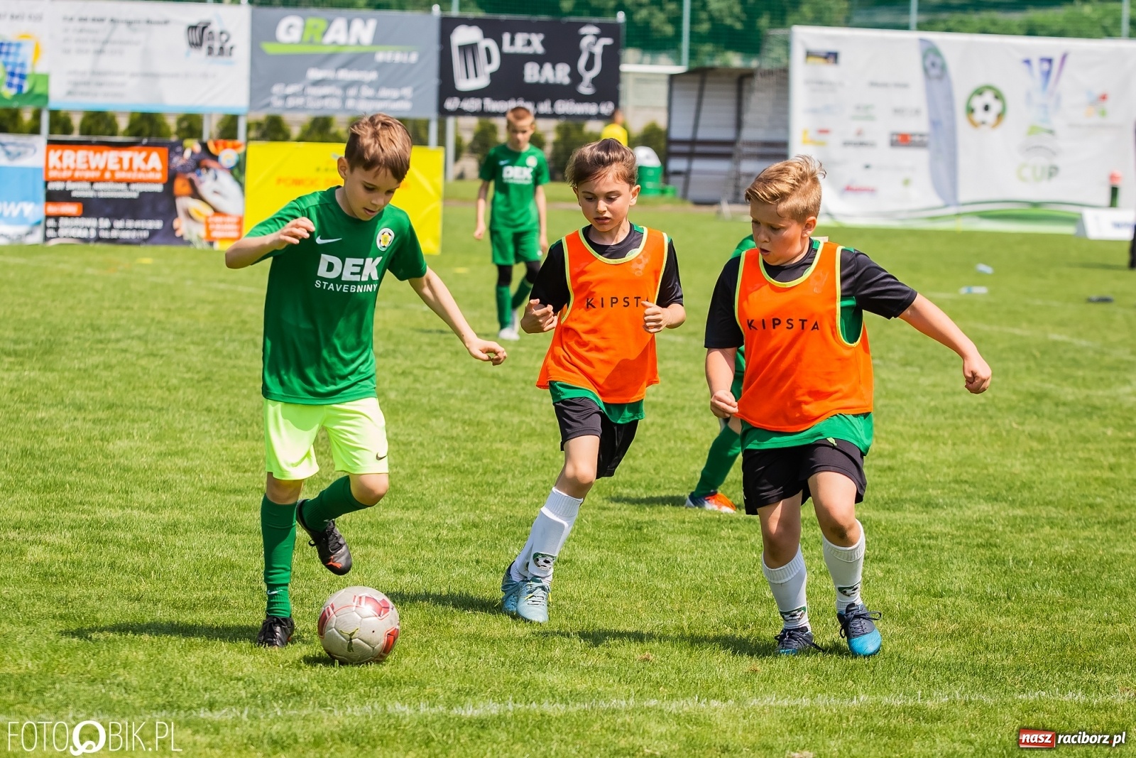 Zdjęcie w galerii na portalu naszraciborz.pl: Rozpoczęła się ósma edycja Tworków Cup. Rywalizował rocznik 2012 [FOTO] wiadomości z regionu