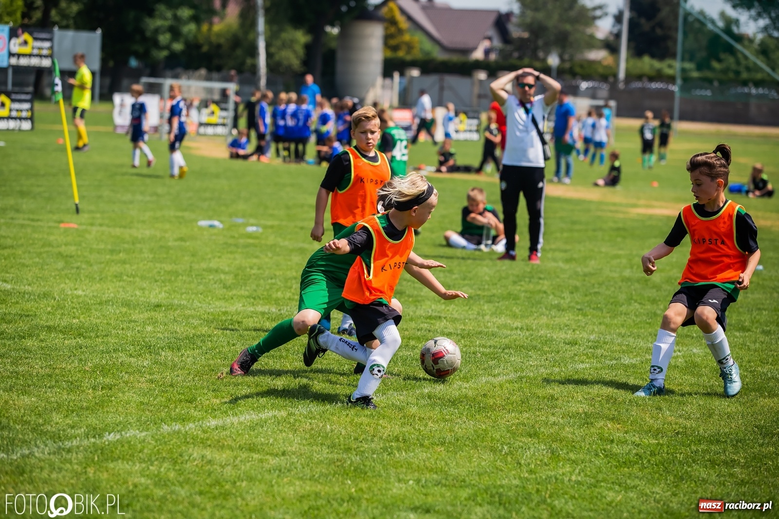 Zdjęcie w galerii na portalu naszraciborz.pl: Rozpoczęła się ósma edycja Tworków Cup. Rywalizował rocznik 2012 [FOTO] wiadomości z regionu