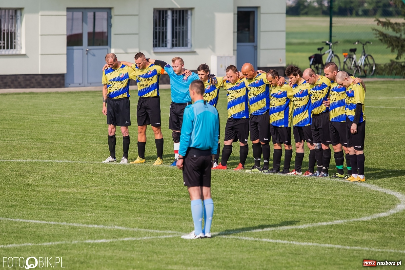 Zdjęcie w galerii na portalu naszraciborz.pl: Osiem goli w Bolesławiu. Ruch na kolanach [FOTO] wiadomości z regionu