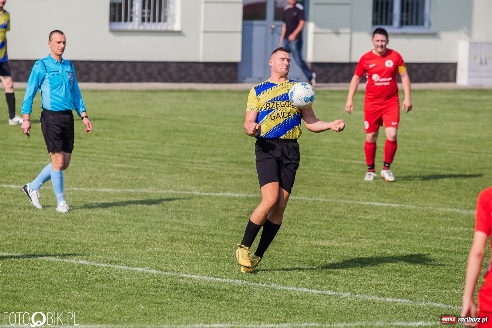 Zdjęcie w galerii na portalu naszraciborz.pl: Osiem goli w Bolesławiu. Ruch na kolanach [FOTO] wiadomości z regionu