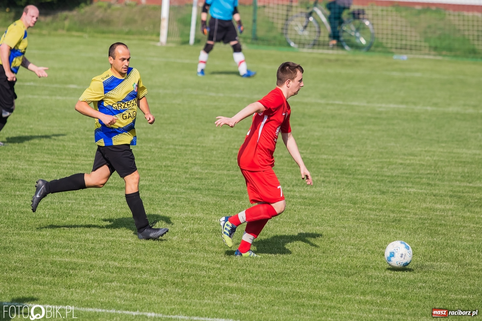 Zdjęcie w galerii na portalu naszraciborz.pl: Osiem goli w Bolesławiu. Ruch na kolanach [FOTO] wiadomości z regionu
