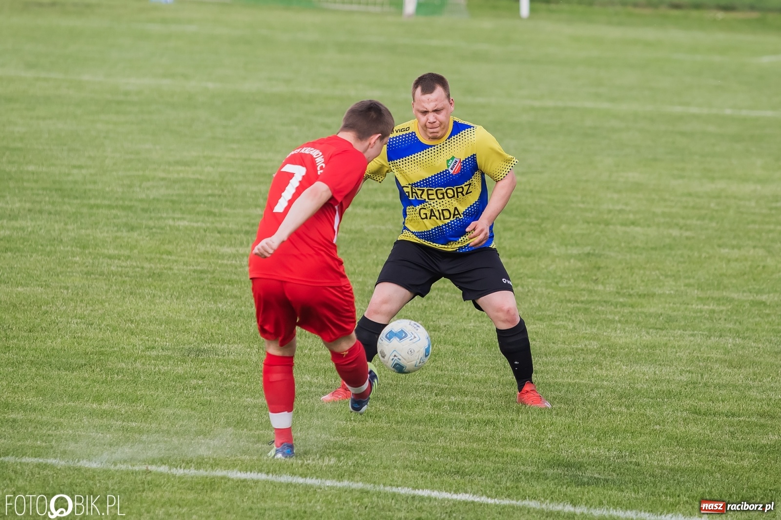 Zdjęcie w galerii na portalu naszraciborz.pl: Osiem goli w Bolesławiu. Ruch na kolanach [FOTO] wiadomości z regionu