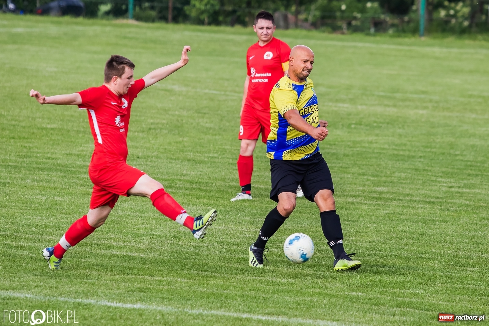 Zdjęcie w galerii na portalu naszraciborz.pl: Osiem goli w Bolesławiu. Ruch na kolanach [FOTO] wiadomości z regionu