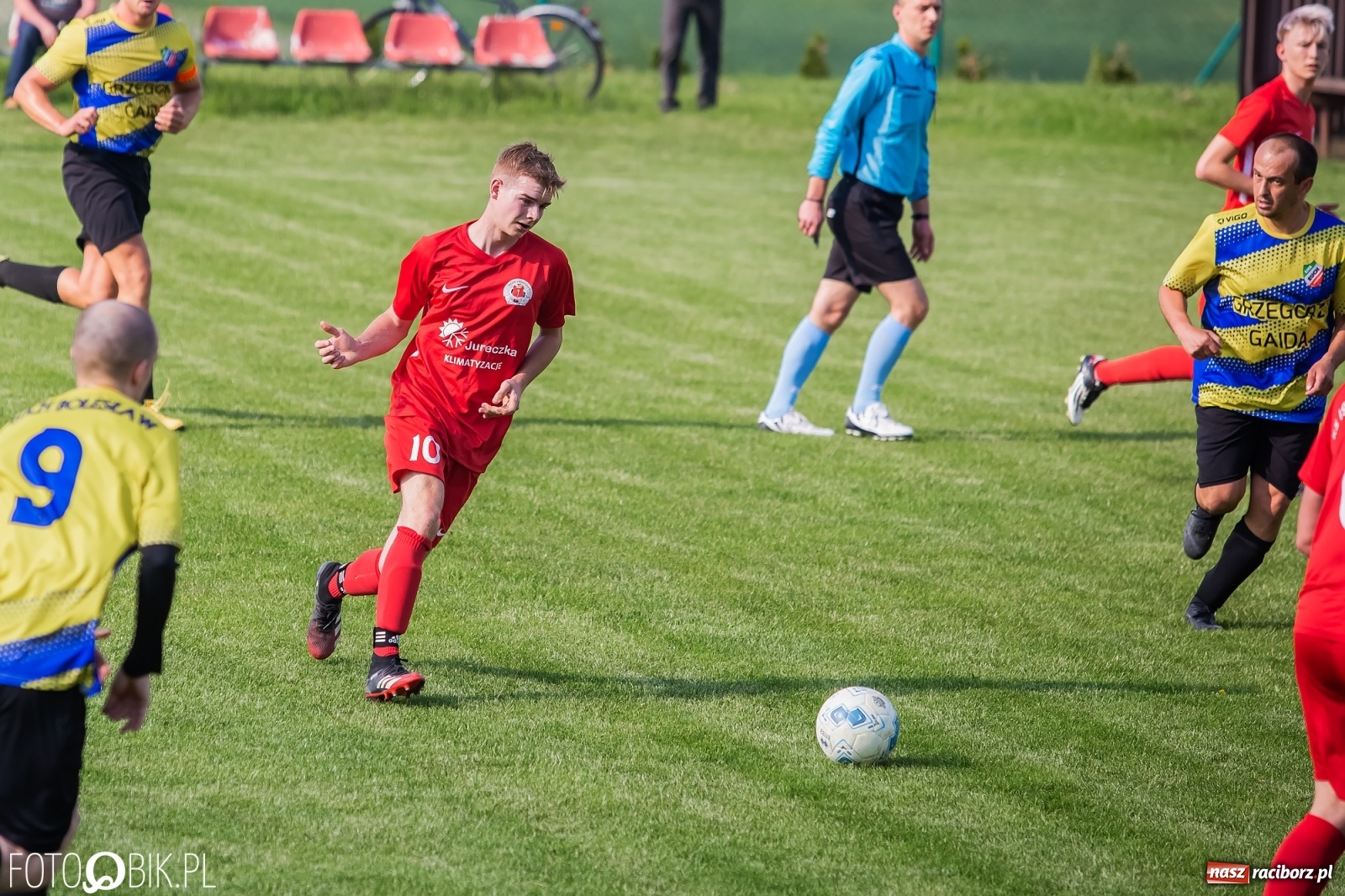 Zdjęcie w galerii na portalu naszraciborz.pl: Osiem goli w Bolesławiu. Ruch na kolanach [FOTO] wiadomości z regionu