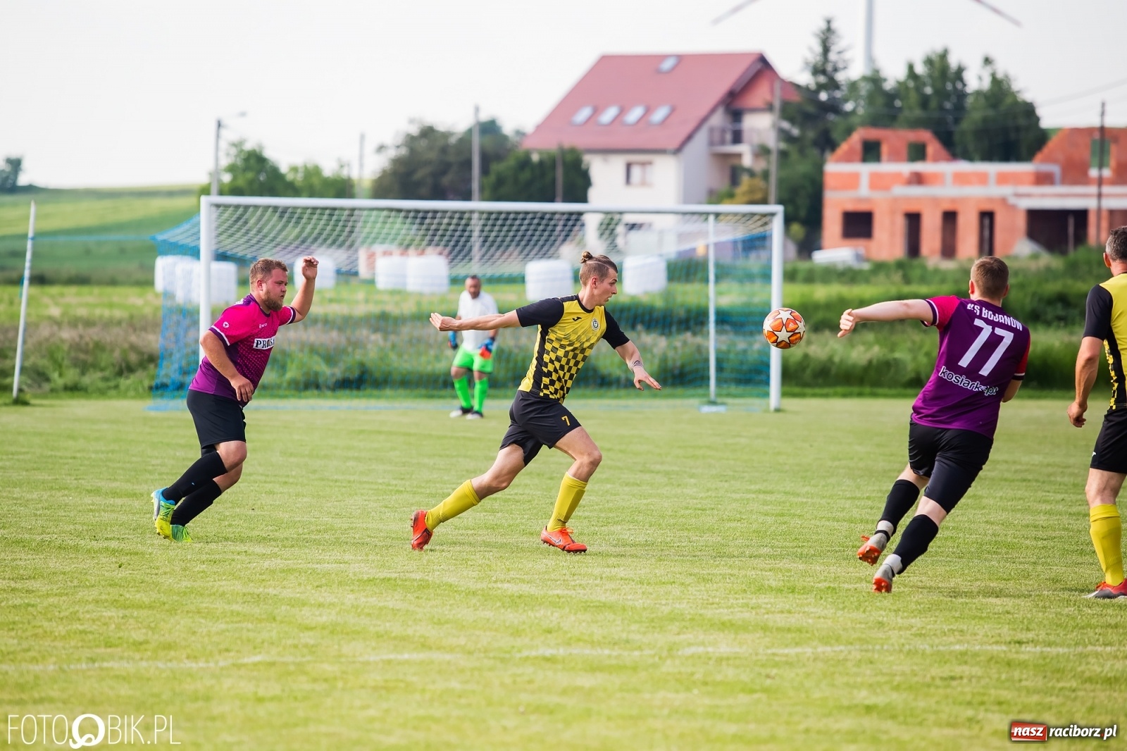 Zdjęcie w galerii na portalu naszraciborz.pl: Bez niespodzianki w Bojanowie. Pogrom gospodarzy! [FOTO] wiadomości z regionu