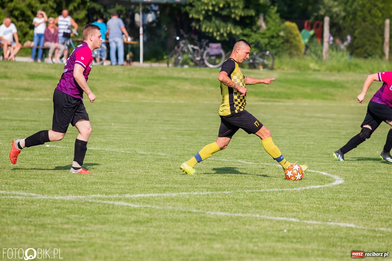 Zdjęcie w galerii na portalu naszraciborz.pl: Bez niespodzianki w Bojanowie. Pogrom gospodarzy! [FOTO] wiadomości z regionu