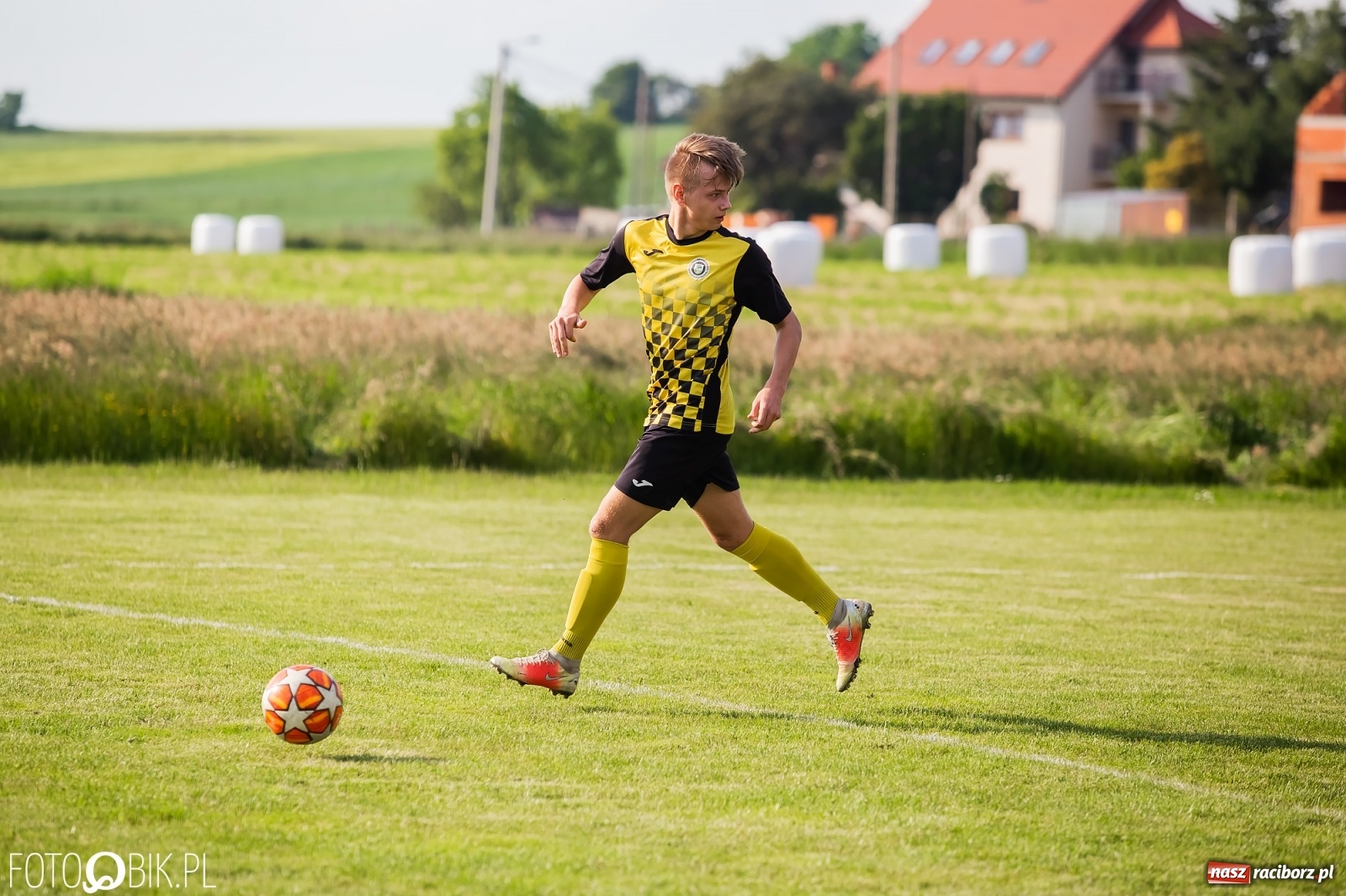 Zdjęcie w galerii na portalu naszraciborz.pl: Bez niespodzianki w Bojanowie. Pogrom gospodarzy! [FOTO] wiadomości z regionu