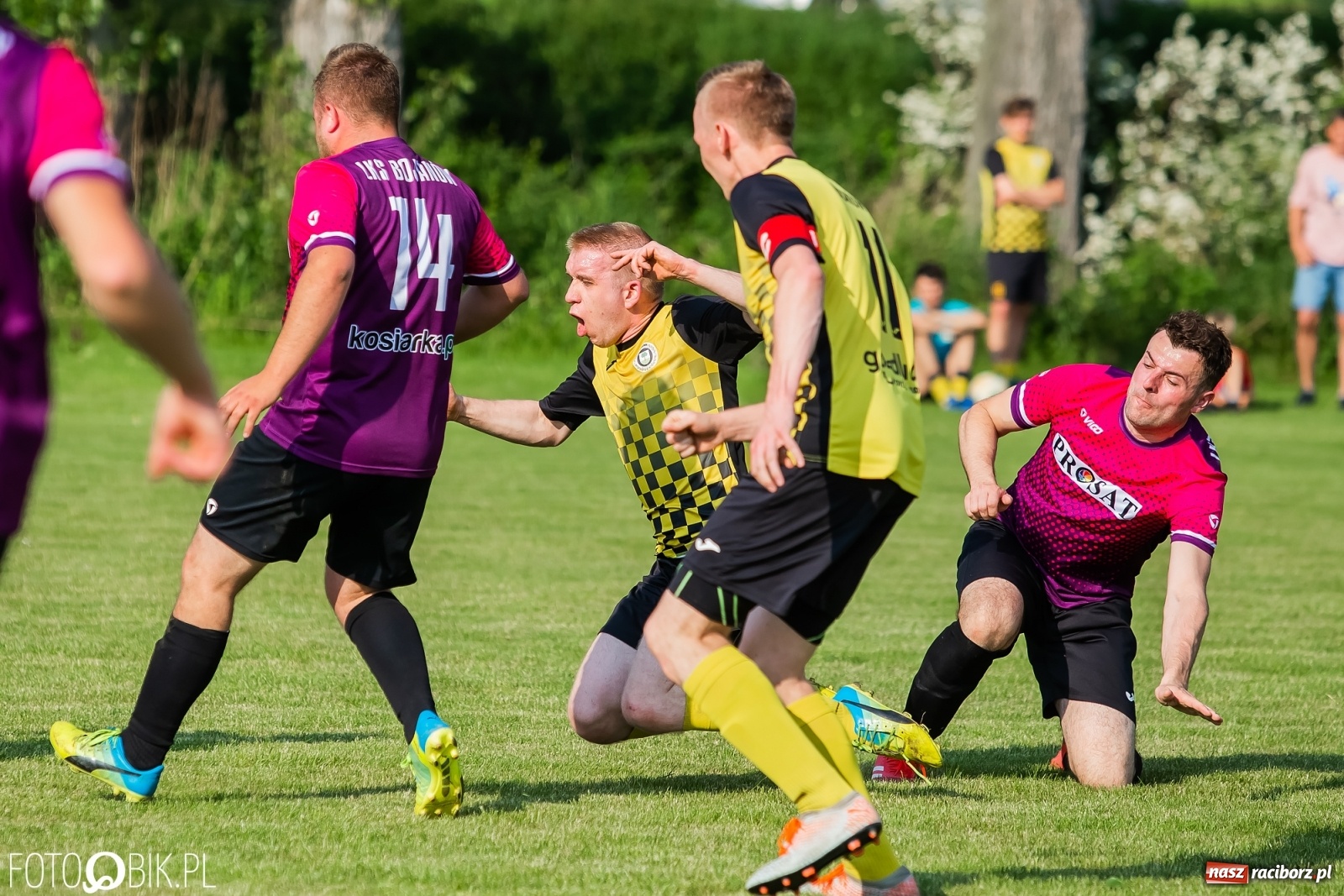 Zdjęcie w galerii na portalu naszraciborz.pl: Bez niespodzianki w Bojanowie. Pogrom gospodarzy! [FOTO] wiadomości z regionu